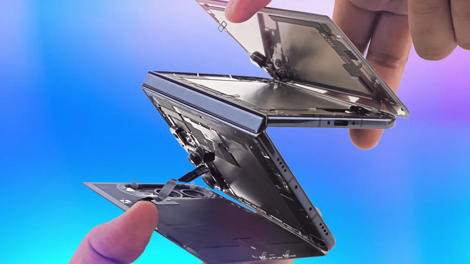 De ce se sparge ecranul la iPhone Duo: iFixit a găsit cauza