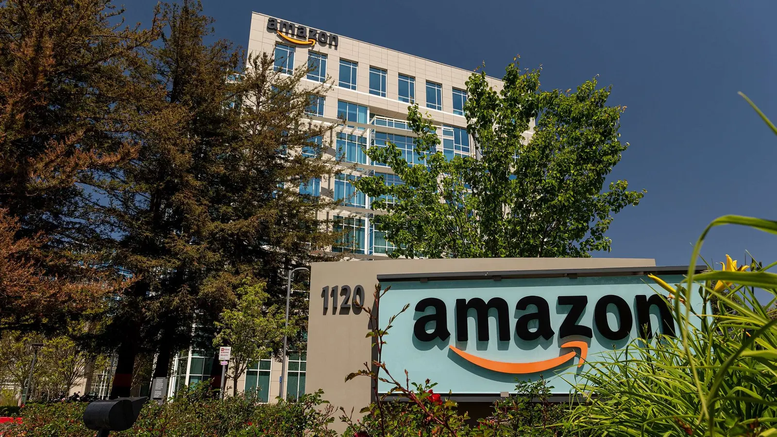 Amazon interzice 'tokenmaxxing': productivitatea nu se măsoară în tokeni