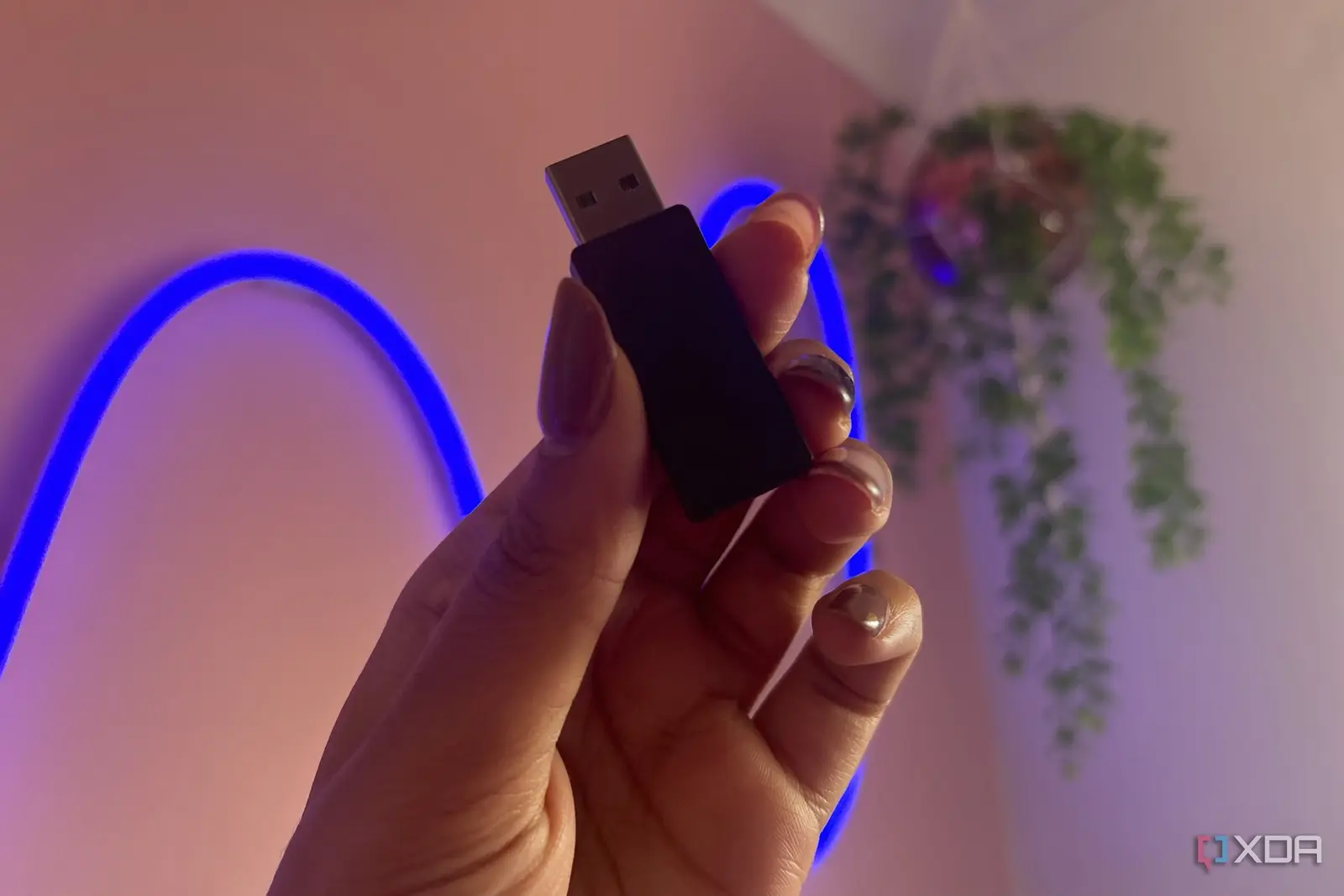 Un cablu USB de 3 dolari a reparat rețeaua Zigbee pe care o vinovățeam pe senzori