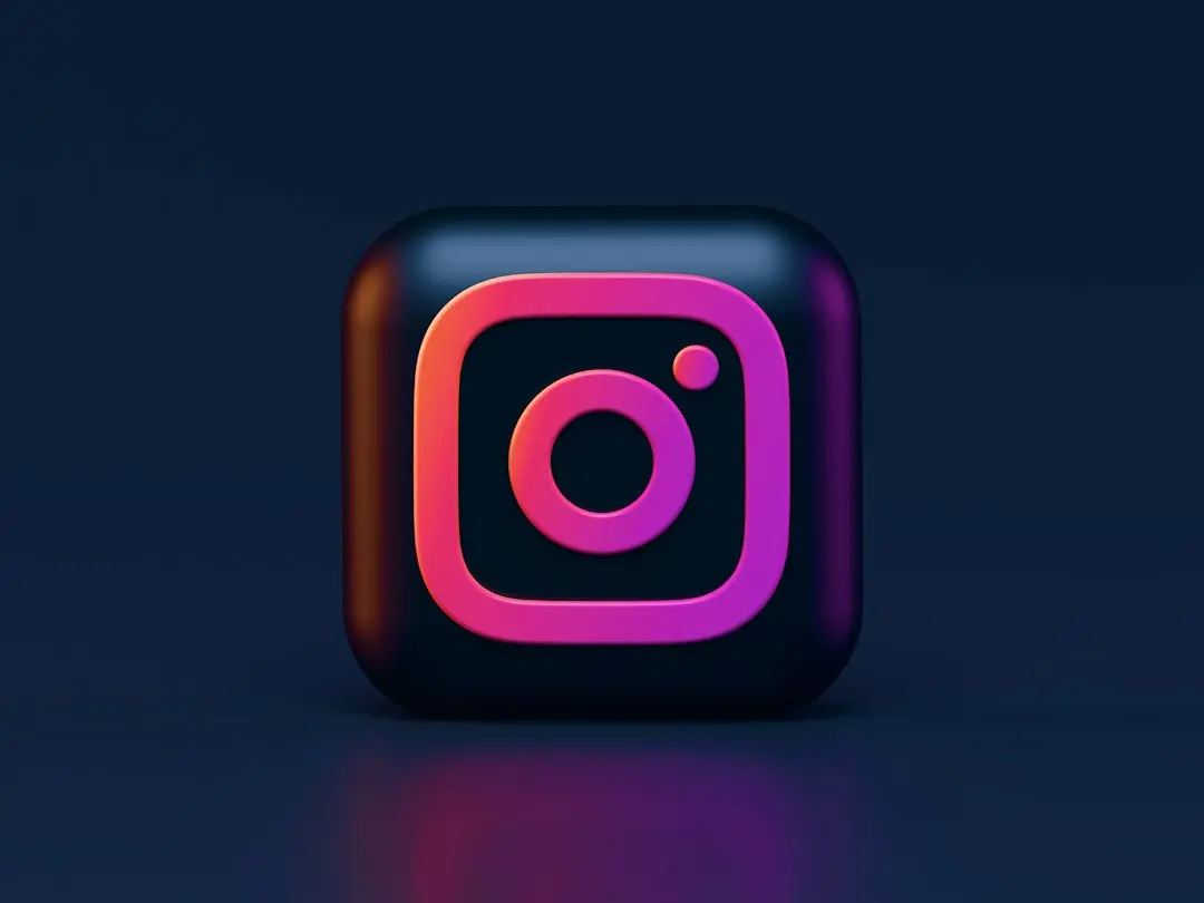 Instagram testează un format video lung numit Features