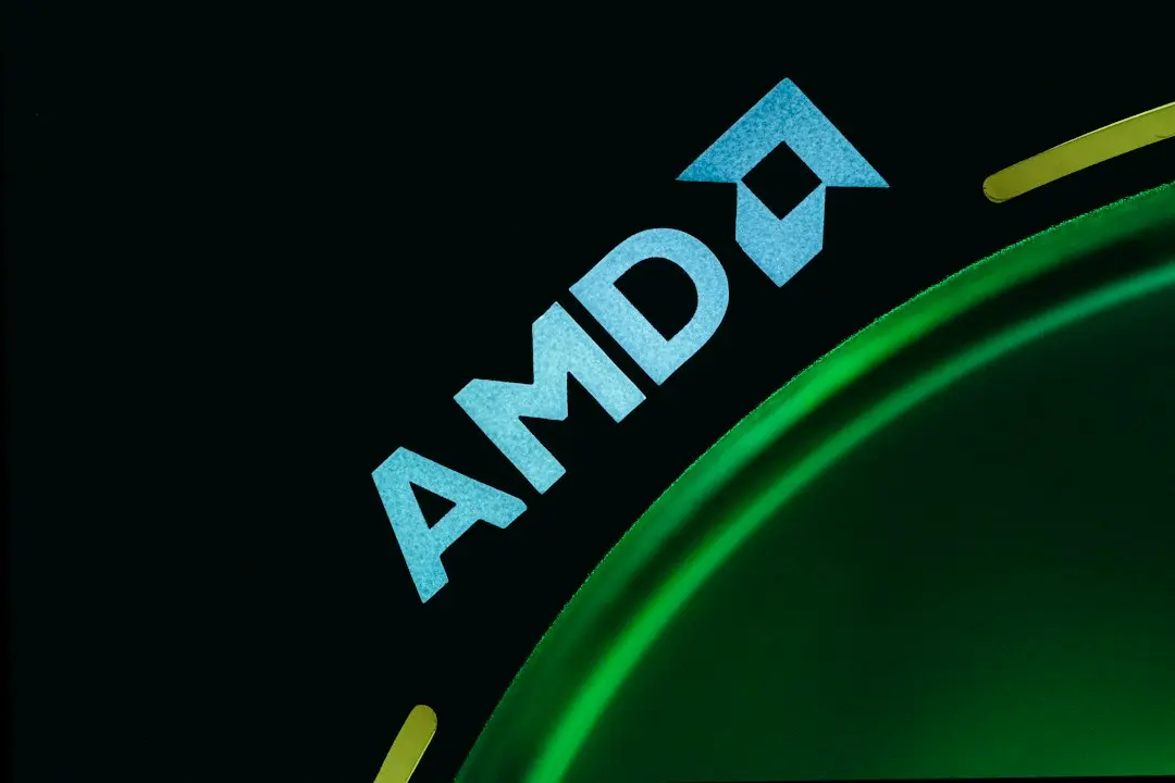 AMD investește 1 miliard de dolari în Meta și lansează sistemele Helios Rackscale